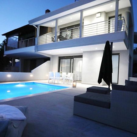 Karianí Heaven Horizon Villa מראה חיצוני תמונה